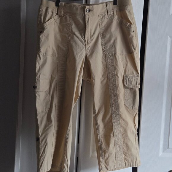 New Laura Roll Tab Cuff Crop Cargo Pants Size 10 Beige - Picture 1 of 4